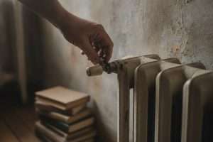 Comment purger un radiateur sans clé spécifique ?